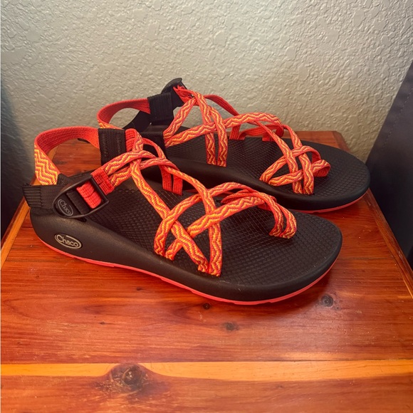 Chaco ZX2 Classic Strappy Sport Sandals Womens Sz 10 Outdoor Hiking Beach Shoes - Picture 3 of 9